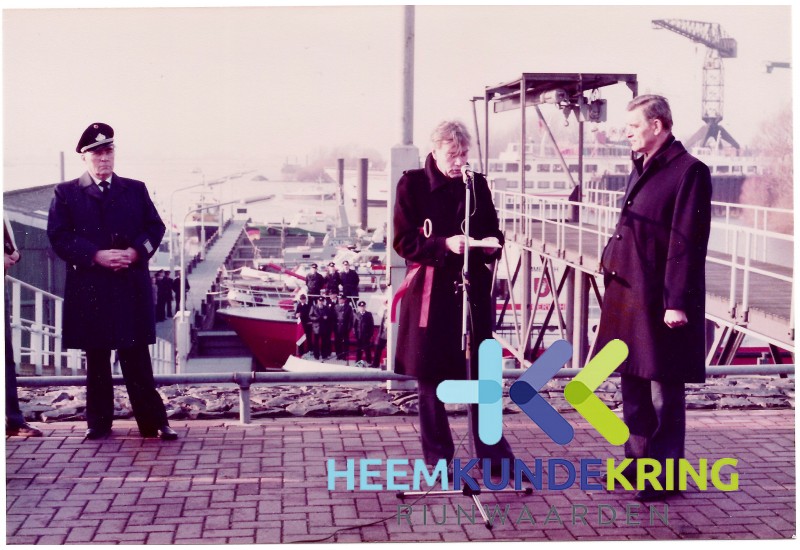 gemeente H&A 27-01-1984 ingebruik name voormalige brandblus boot van Emmerich Coll. HKR (33)